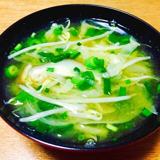 あごだしで野菜たっぷりお味噌汁